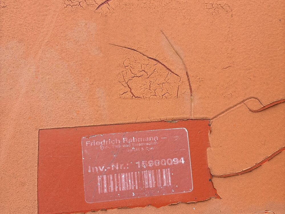 15900094
