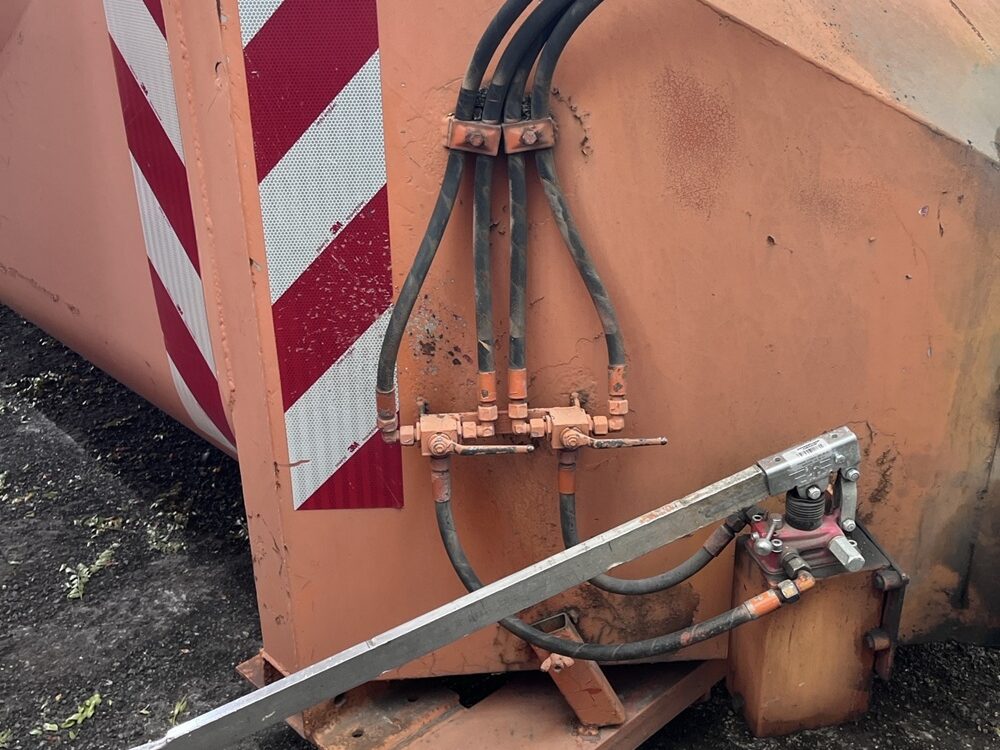 handhydraul. Klappenbetätigung